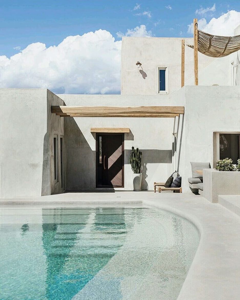 تطوير غرفة معدات – مشروع قائم